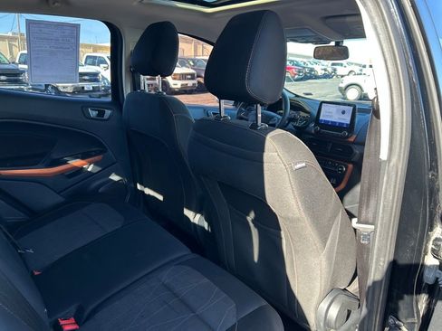 Used 2021 Ford EcoSport SE w/ SE Appearance Package image 23