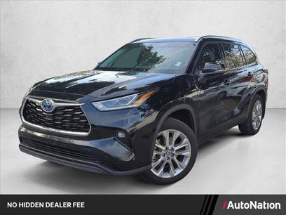 Used 2024 Toyota Highlander Limited