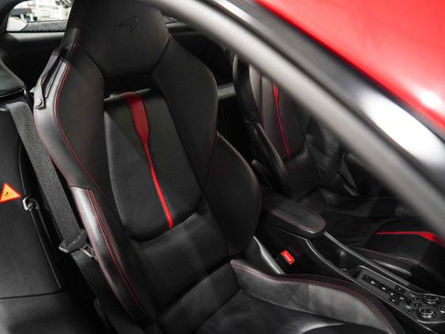 Used 2017 McLaren 570S Coupe RWD image 17