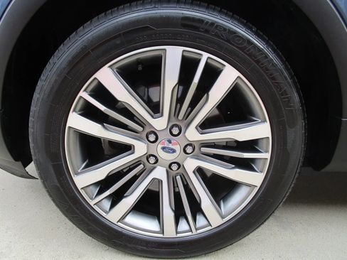 Used 2018 Ford Explorer Platinum AWD/4WD image 20
