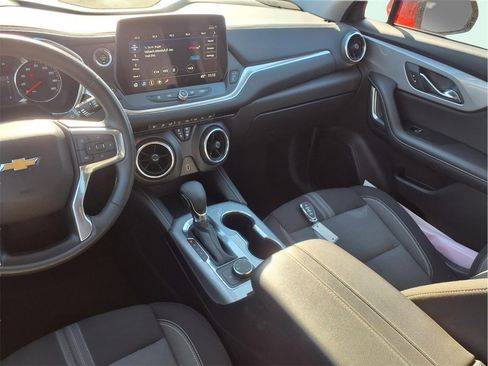 Used 2023 Chevrolet Blazer LT image 4