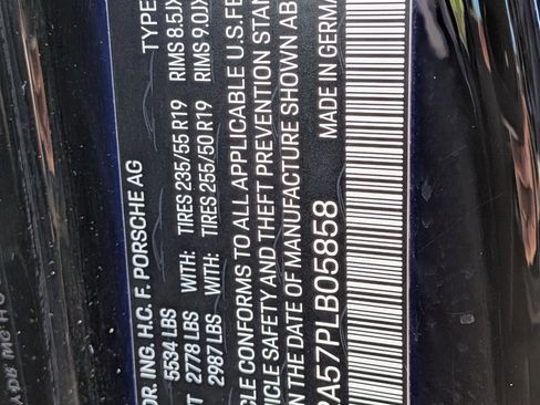 Certified 2023 Porsche Macan image 29