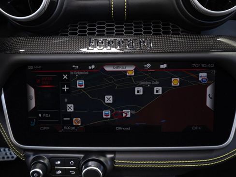 Used 2020 Ferrari Portofino RWD image 34