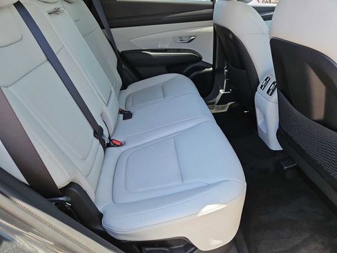 Used 2025 Hyundai Tucson Limited AWD/4WD image 20