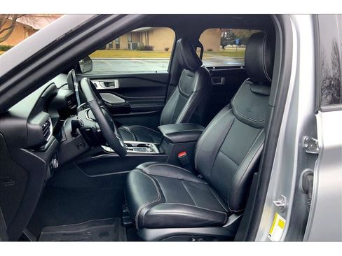 Used 2024 Ford Explorer ST w/ Equipment Group 401A image 27