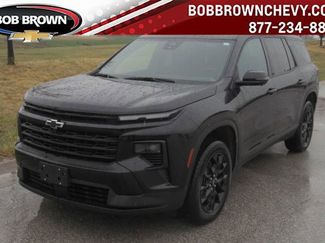 Used 2024 Chevrolet Traverse LT w/ Midnight/Sport Edition video 1