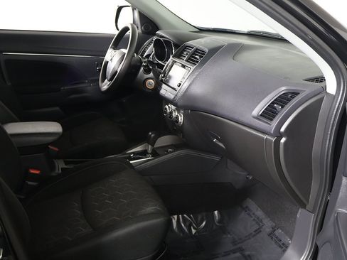 Used 2024 Mitsubishi Outlander Sport ES image 20