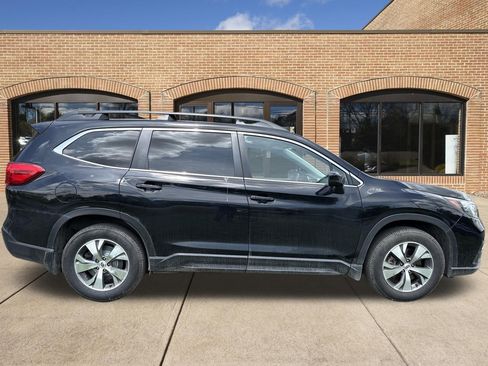 Used 2021 Subaru Ascent Premium w/ Convenience Package AWD/4WD image 4