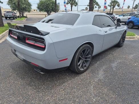 Used 2021 Dodge Challenger R/T w/ Performance Handling Group RWD image 5