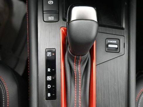 Used 2025 Nissan Kicks SR FWD image 27