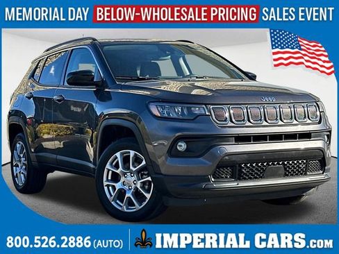 Used 2022 Jeep Compass Latitude AWD/4WD image 1