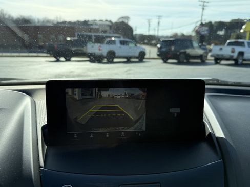 Used 2024 Acura RDX SH-AWD image 29