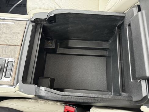 Used 2020 Ford Expedition Platinum image 27