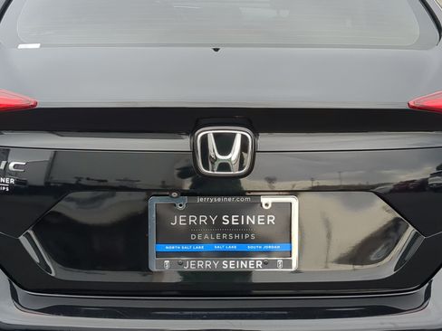 Used 2017 Honda Civic EX image 13
