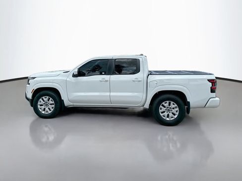 Used 2022 Nissan Frontier SV RWD image 4