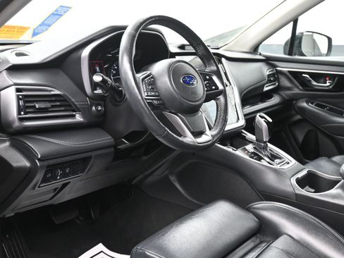 Used 2023 Subaru Outback Limited image 19