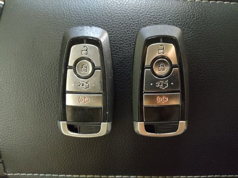 Used 2018 Ford Fusion S image 32