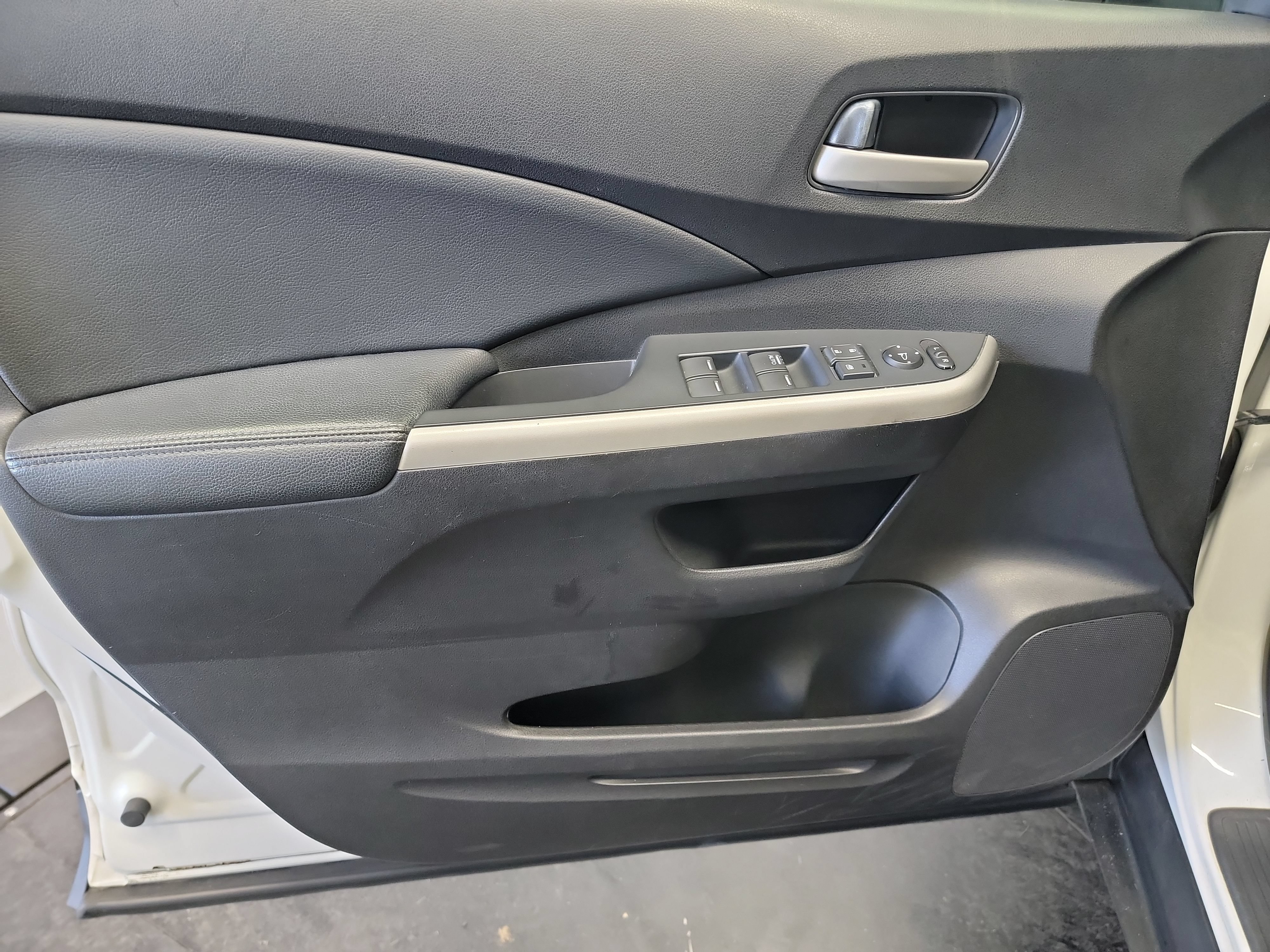 Used 2014 Honda CR-V EX-L image 13