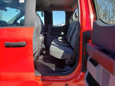 New 2025 Ford F250 XLT image 11