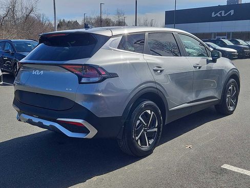 Used 2024 Kia Sportage LX image 7