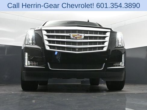 Used 2019 Cadillac Escalade Premium Luxury AWD/4WD image 46