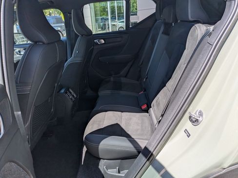 Used 2023 Jeep Grand Cherokee Altitude AWD/4WD image 27