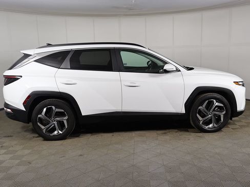 Certified 2024 Hyundai Tucson SEL w/ Convenience Package FWD image 15