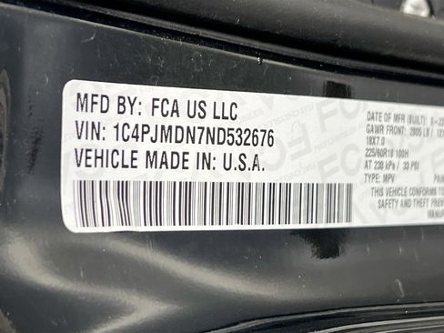 Used 2022 Jeep Cherokee Limited image 31