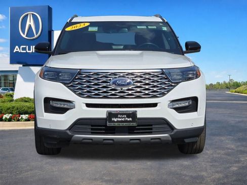 Used 2023 Ford Explorer Platinum w/ Technology Package AWD/4WD image 5