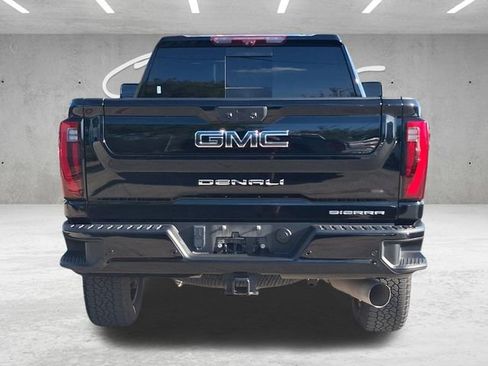 Used 2024 GMC Sierra 2500 Denali Ultimate AWD/4WD image 19