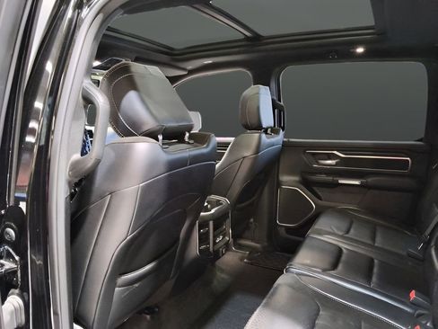 Used 2023 RAM 1500 Laramie AWD/4WD image 30