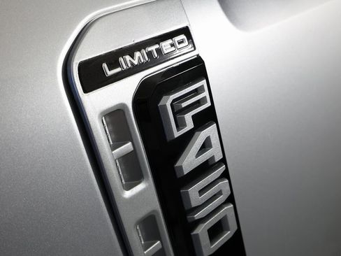 Used 2023 Ford F450 Limited w/ FX4 Off-Road Package image 60