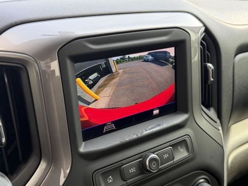 Used 2021 Chevrolet Silverado 1500 Custom image 24