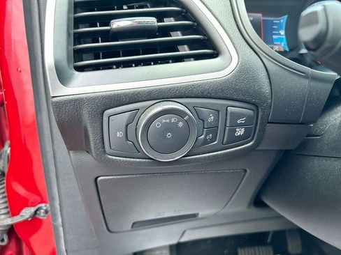 Used 2022 Ford Edge SEL w/ Convenience Package AWD/4WD image 22