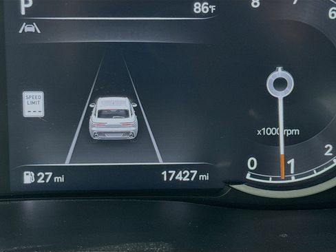 Used 2024 Genesis GV70 2.5T w/ Select Package image 8