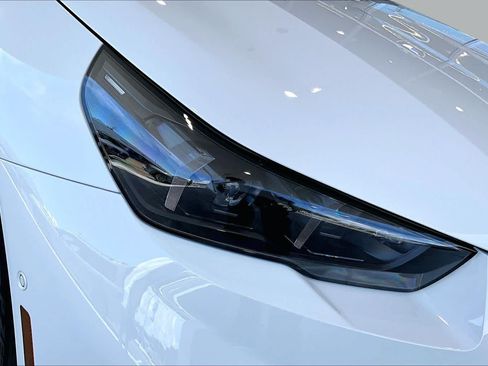 New 2027 BMW M5 w/ Executive Package AWD/4WD image 14