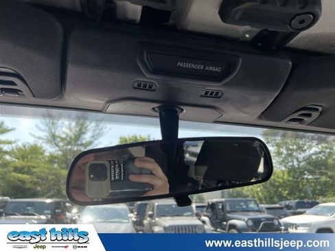 Used 2021 Jeep Wrangler Unlimited Sport AWD/4WD image 38