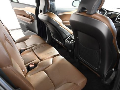 Used 2023 Volvo XC90 B6 Plus w/ Protection Package Premier AWD/4WD image 22