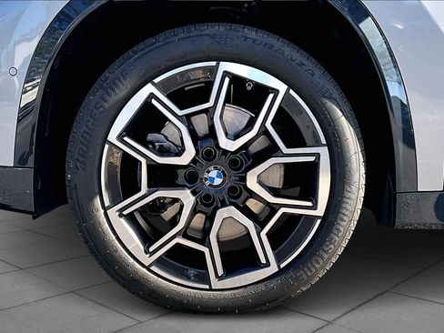 Certified 2025 BMW X1 xDrive28i image 9