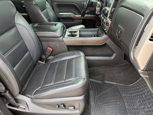 Used 2018 GMC Sierra 1500 Denali AWD/4WD image 17
