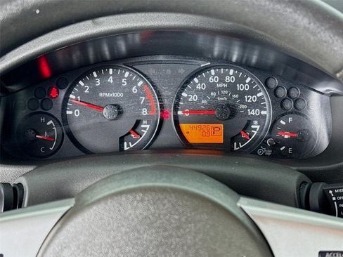 Used 2013 Nissan Frontier SV RWD image 13