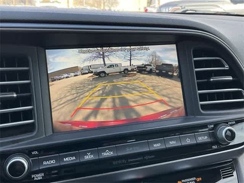 Used 2020 Hyundai Elantra Limited w/ Ultimate Package 03 image 22