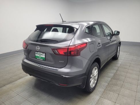 Used 2018 Nissan Rogue Sport S w/ S Appearance Package image 9