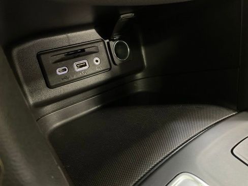 Used 2024 Chevrolet Equinox LT image 23