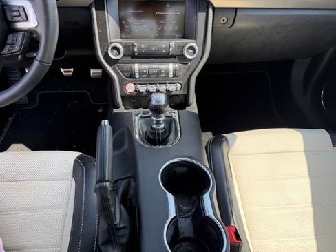 Used 2015 Ford Mustang 50 Years RWD image 21