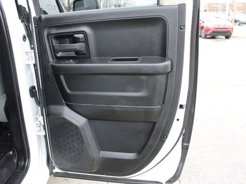 Used 2019 RAM 1500 Express w/ Express Value Package image 23