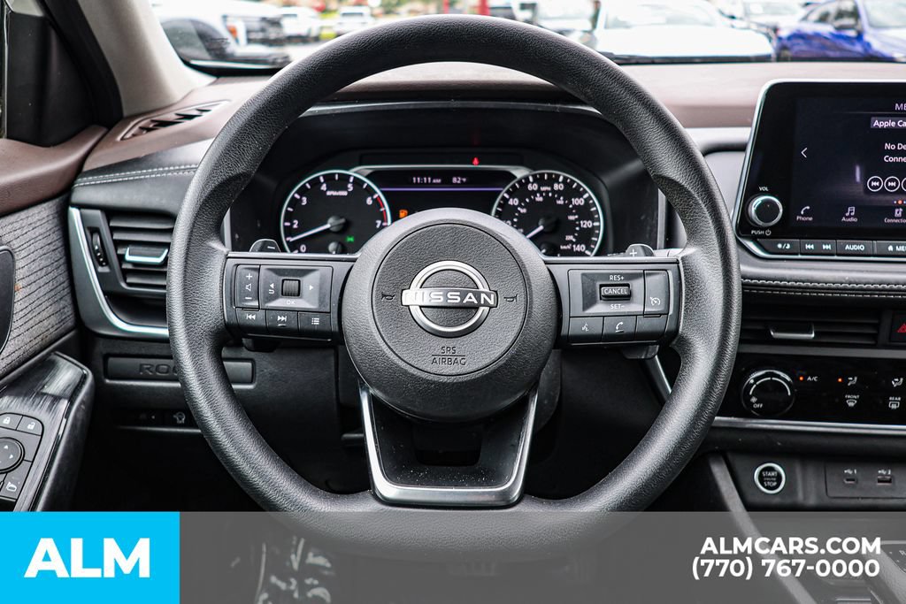 Used 2023 Nissan Rogue S FWD image 30