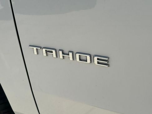 Used 2021 Chevrolet Tahoe LT w/ LT Signature Package RWD image 17