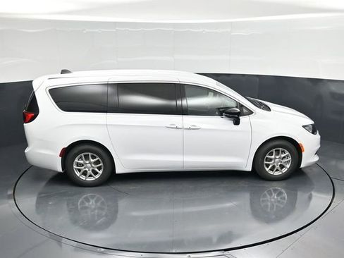 New 2026 Chrysler Voyager LX FWD image 57