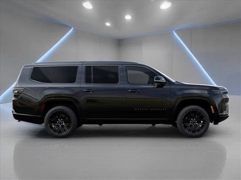 New 2026 Jeep Grand Wagoneer L Limited AWD/4WD image 22